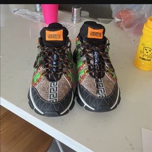 Versace Men's Trigreca Abstract-print Chunky Sneakers In Green